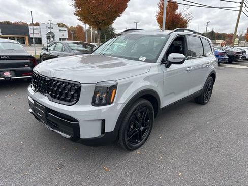 Used 2025 Kia Telluride EX X-Line image 4