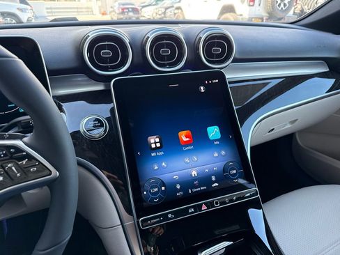 Used 2026 Mercedes-Benz C 300 Sedan image 21