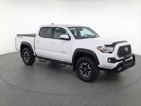 Certified 2021 Toyota Tacoma TRD Off-Road w/ TRD Premium Off Road Package image 3