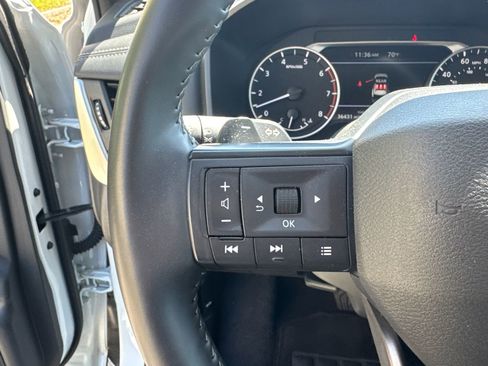 Used 2025 Nissan Rogue SV image 26