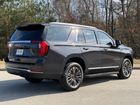 New 2026 GMC Yukon Elevation image 6