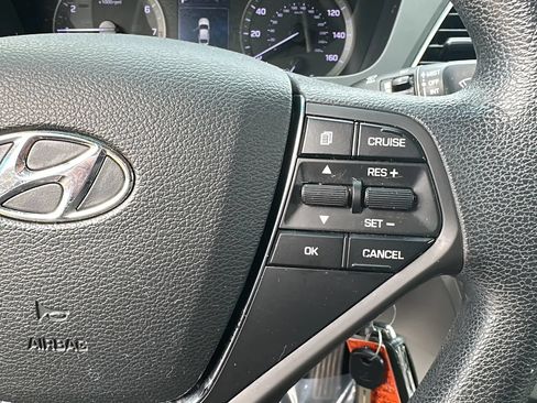Used 2015 Hyundai Sonata SE w/ Option Group 09 FWD image 27