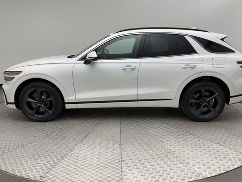 Certified 2026 Genesis GV70 3.5T Sport Prestige AWD/4WD image 5