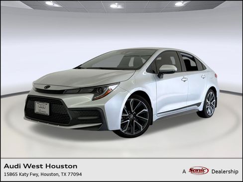 Used 2022 Toyota Corolla SE FWD image 1