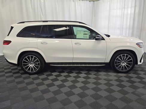 New 2025 Mercedes-Benz GLS 580 4MATIC image 7