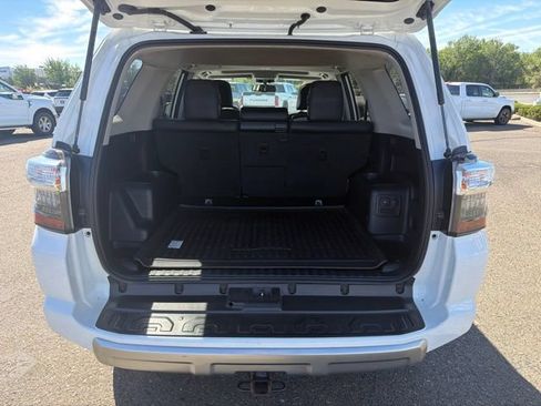 Certified 2019 Toyota 4Runner TRD Off-Road Premium AWD/4WD image 6