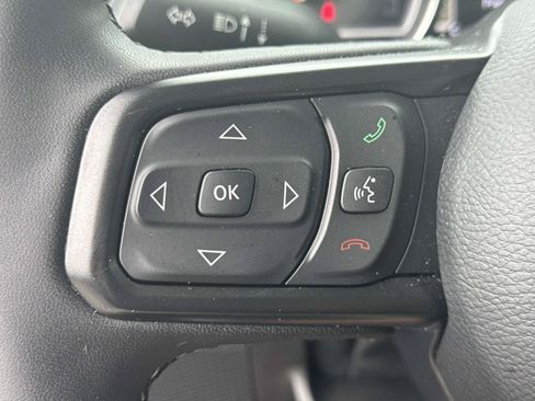 Used 2023 Jeep Gladiator Sport AWD/4WD image 19