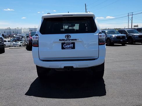 Used 2020 Toyota 4Runner SR5 Premium w/ Moonroof Package AWD/4WD image 3
