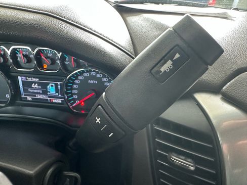 Used 2015 Chevrolet Tahoe LT image 33