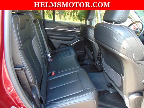 Certified 2022 Jeep Grand Cherokee Limited image 33