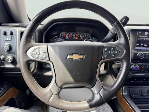Used 2017 Chevrolet Silverado 1500 LTZ w/ Sport Package AWD/4WD image 31