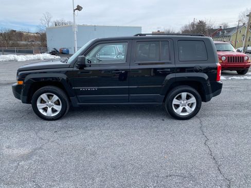 Used 2014 Jeep Patriot Sport w/ Power Value Group image 2