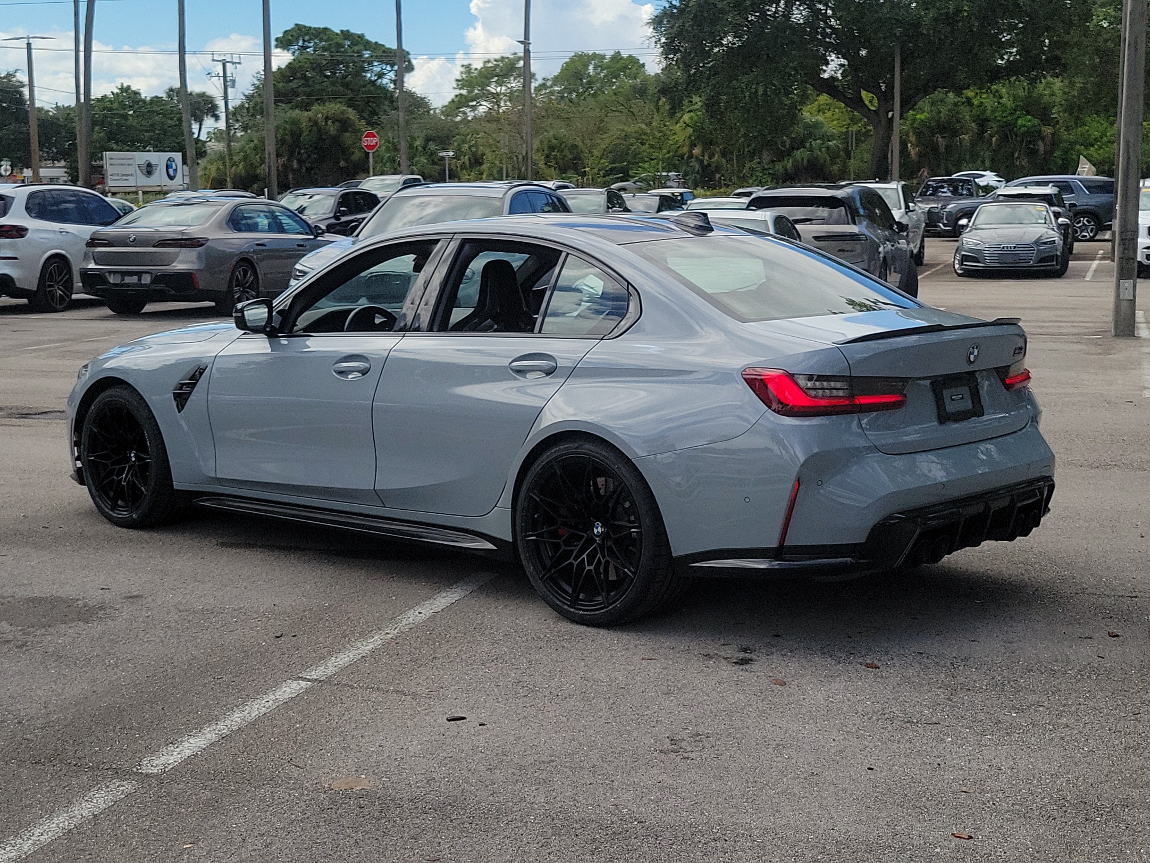 Used 2022 BMW M3 Competition w/ M Carbon Exterior Package AWD/4WD image 5