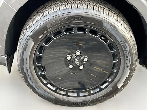 Used 2025 Ford Maverick Lobo image 32