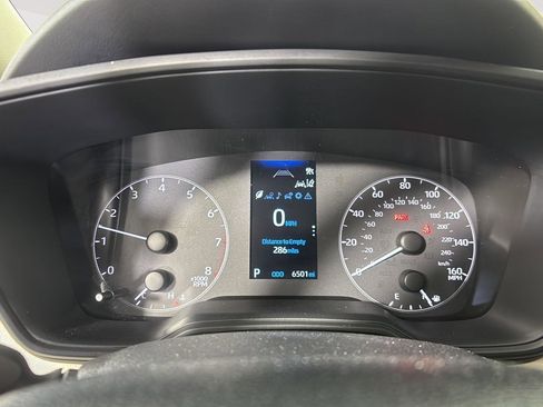 Used 2024 Toyota Corolla LE image 3