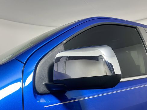 Used 2018 GMC Canyon SLE w/ SLE Convenience Package image 12