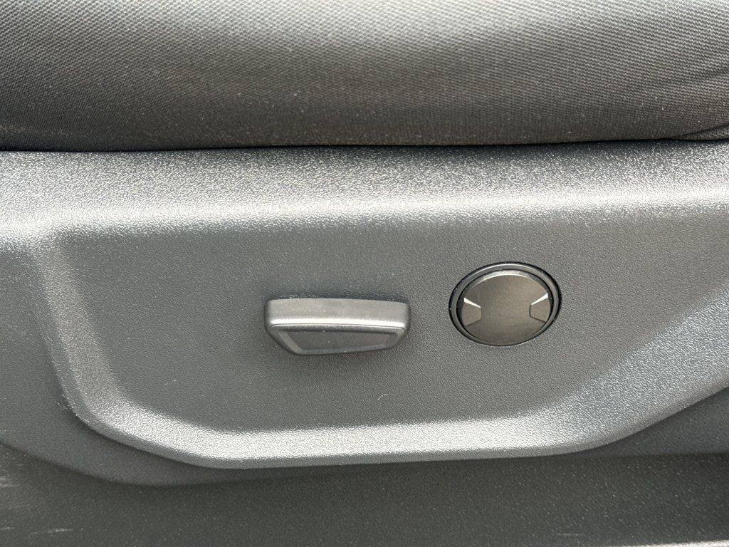 Used 2022 Ford Expedition XL AWD/4WD image 14