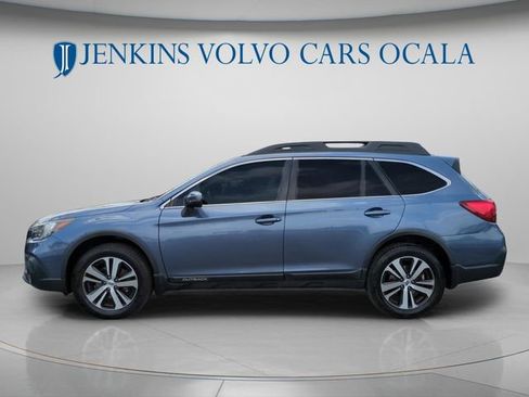 Used 2018 Subaru Outback 3.6R Limited image 24
