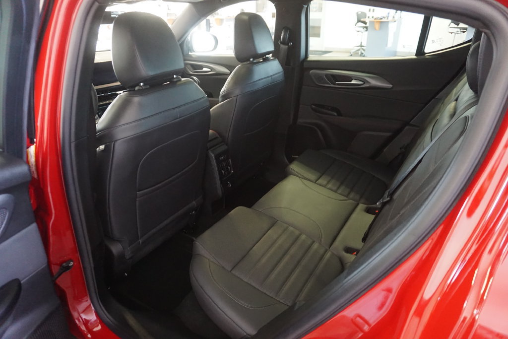 Used 2024 Dodge Hornet R/T Plus w/ R/T Blacktop Package AWD/4WD image 25