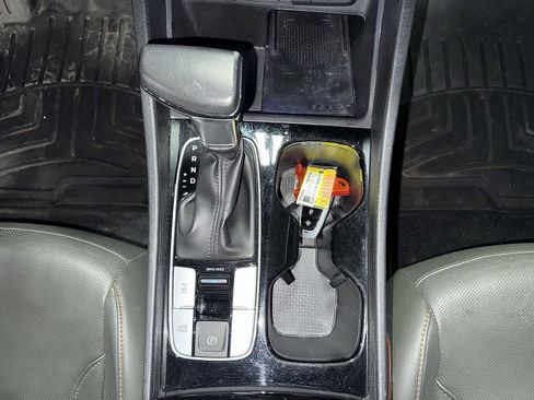 Used 2022 Hyundai Santa Cruz Limited image 31