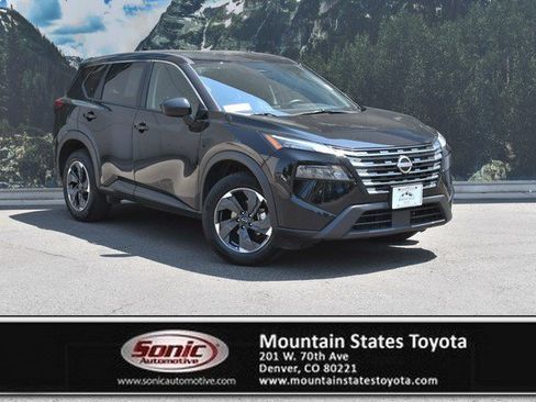Used 2025 Nissan Rogue SV AWD/4WD image 1