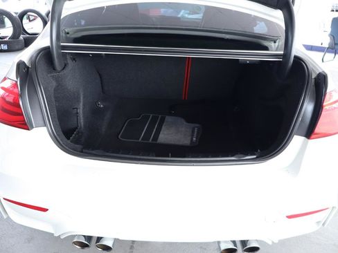 Used 2018 BMW M3 RWD image 31
