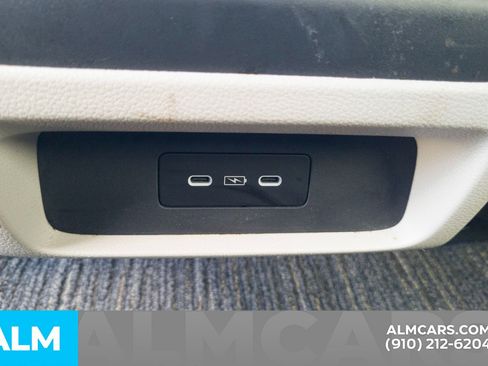 Used 2025 Honda Odyssey Elite image 24