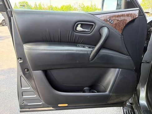 Used 2018 Nissan Armada Platinum w/ Captain Seat Package RWD image 10