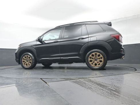Certified 2022 Honda Passport TrailSport image 38