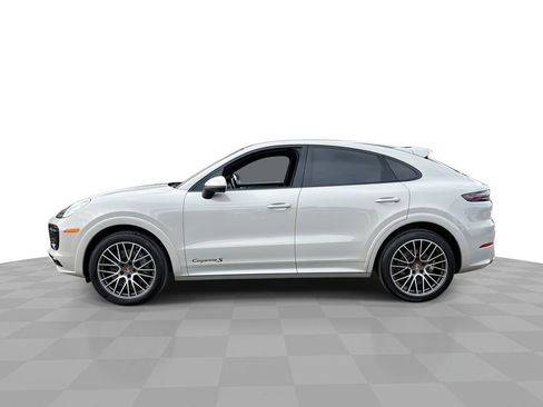 Used 2021 Porsche Cayenne S image 6