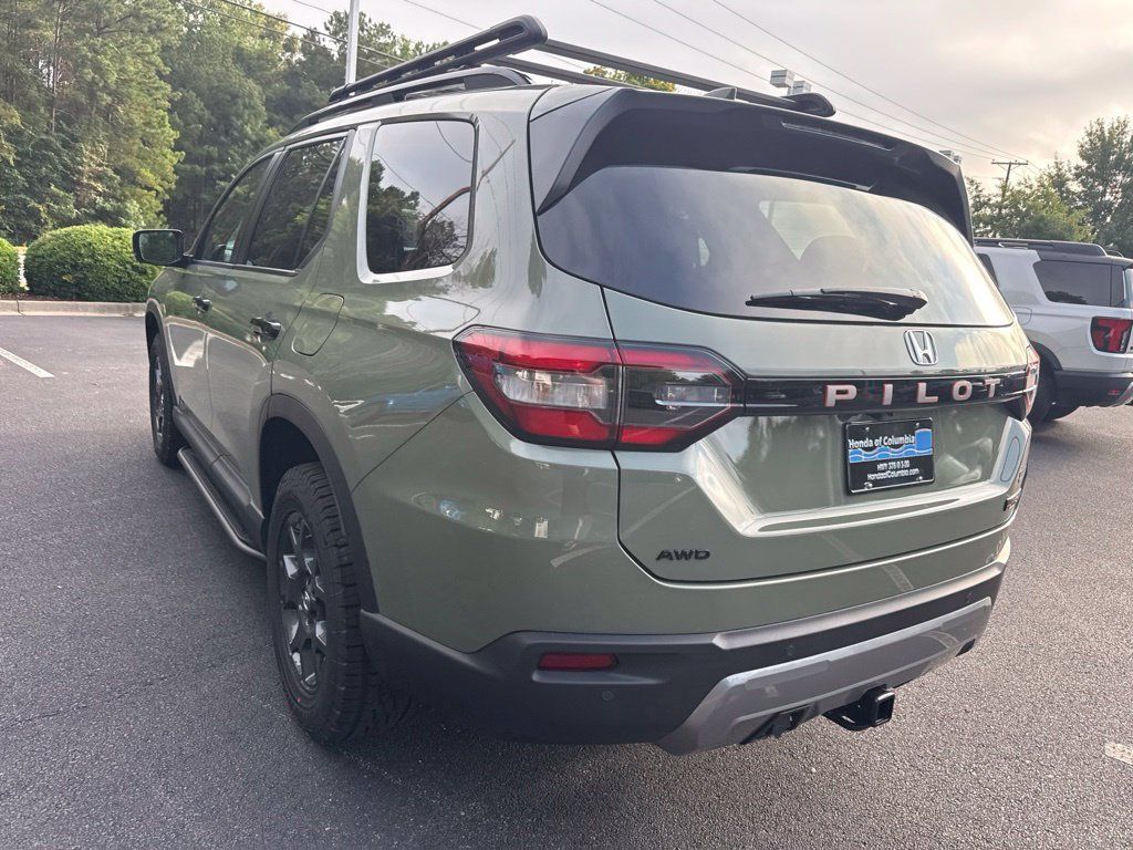 New 2026 Honda Pilot TrailSport image 5