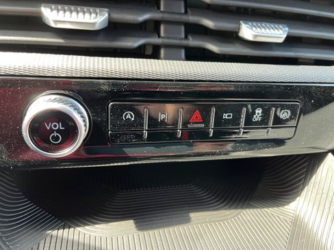 New 2027 Ford Explorer ST-Line AWD/4WD image 19