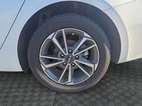 Used 2023 Kia Forte LXS image 33