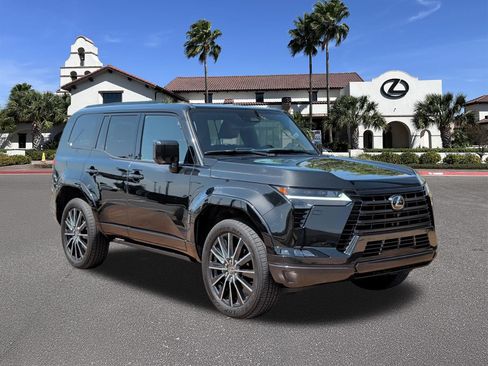 Used 2026 Lexus GX 550 w/ Accessory Package (2T) AWD/4WD image 1