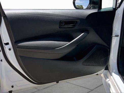 Used 2023 Toyota Corolla LE FWD image 21