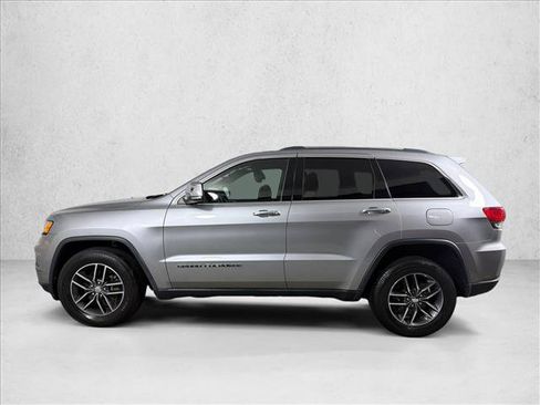 Used 2017 Jeep Grand Cherokee Limited AWD/4WD image 8