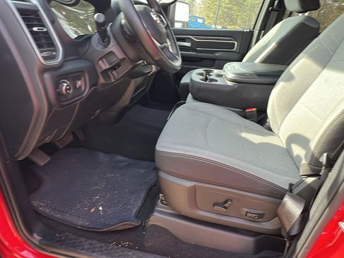 Used 2024 RAM 2500 Big Horn w/ Bed Utility Group image 16