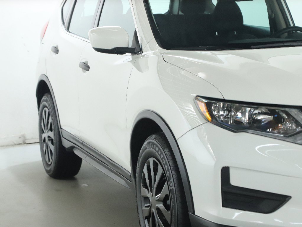 Used 2018 Nissan Rogue S AWD/4WD image 10