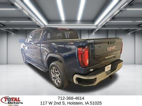 Used 2023 GMC Sierra 1500 SLT w/ SLT Premium Package AWD/4WD image 6