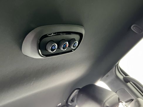 Used 2022 Dodge Durango GT image 24