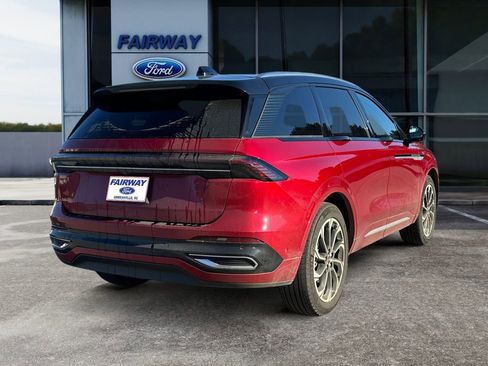 Used 2024 Lincoln Nautilus Reserve w/ Equipment Group 202A image 6