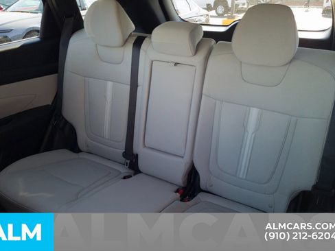 Used 2025 Hyundai Tucson SEL image 16