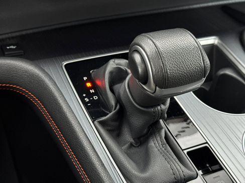 Used 2023 Toyota Sienna XSE image 22