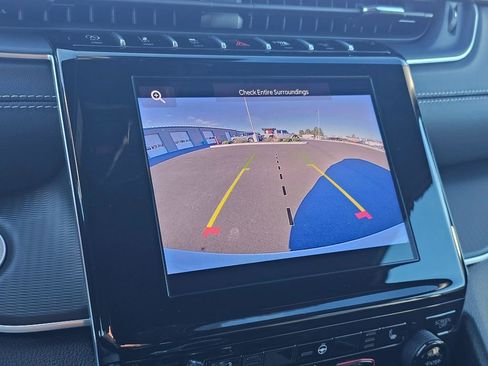 New 2025 Jeep Grand Cherokee Altitude AWD/4WD image 20