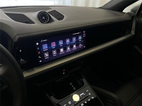 New 2026 Porsche Cayenne E-Hybrid image 18