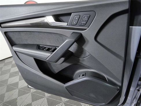 Used 2022 Audi SQ5 Premium Plus image 25