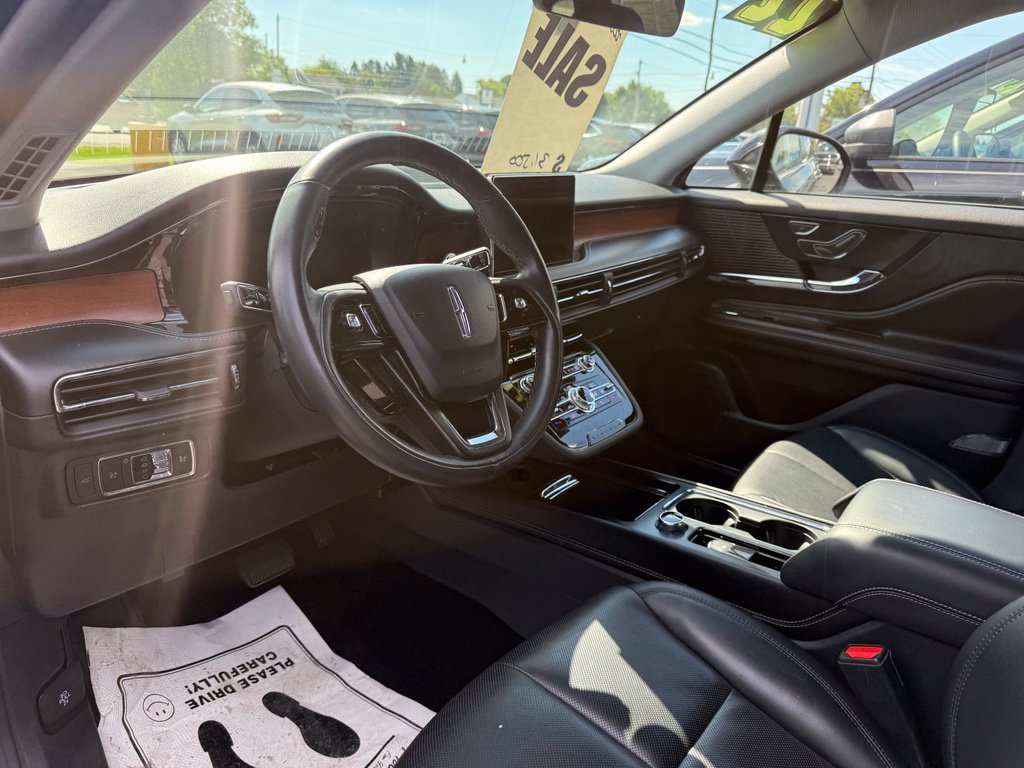 Certified 2022 Lincoln Corsair Reserve AWD/4WD image 3