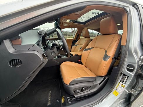 Used 2022 Lexus ES 350 w/ Premium Package image 20