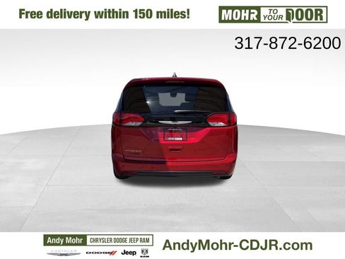 New 2026 Chrysler Voyager LX image 7