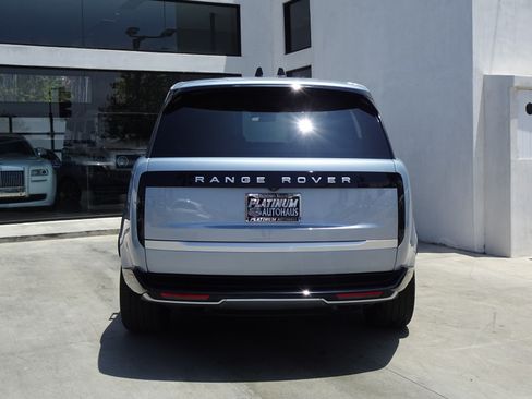 Used 2024 Land Rover Range Rover Long Wheelbase Autobiography AWD/4WD image 6